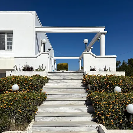 Paradisos