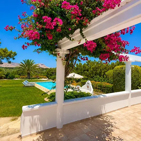 Villa Paradisos