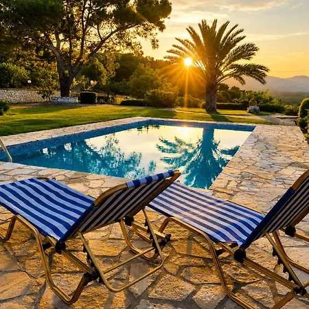 Villa Paradisos Archangelos (Rhodes)