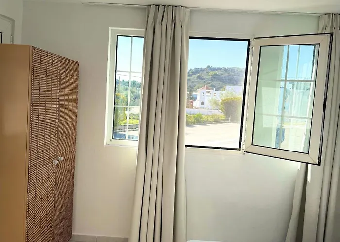 Paradisos * Archangelos (Rhodes)